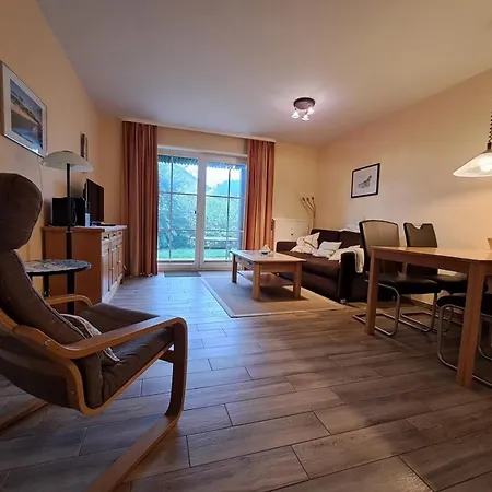 Hau Nr 10 *